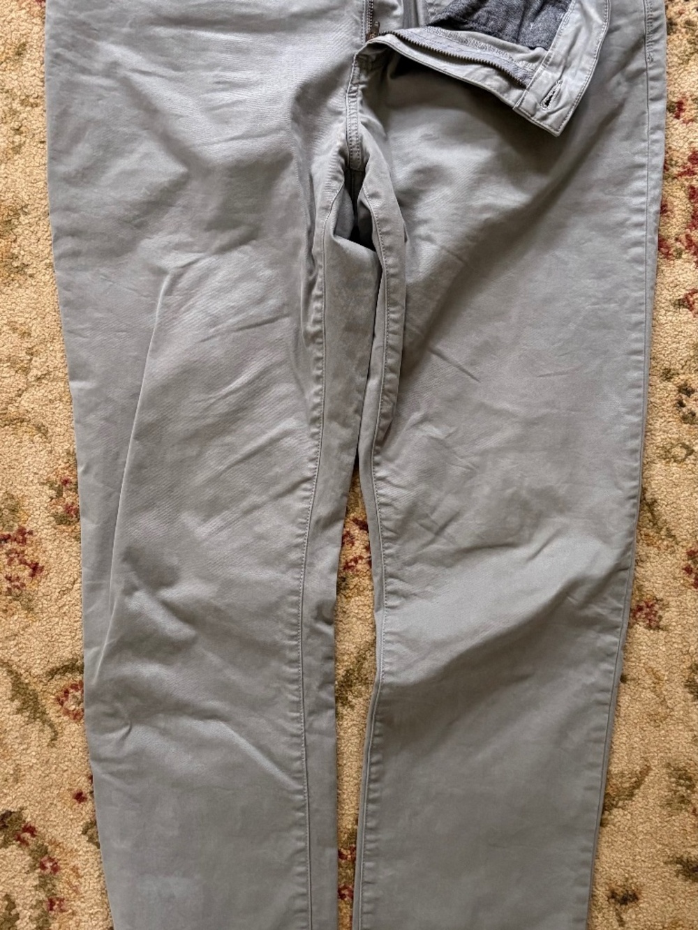 Flint and Tinder athletic tapered chinos gray